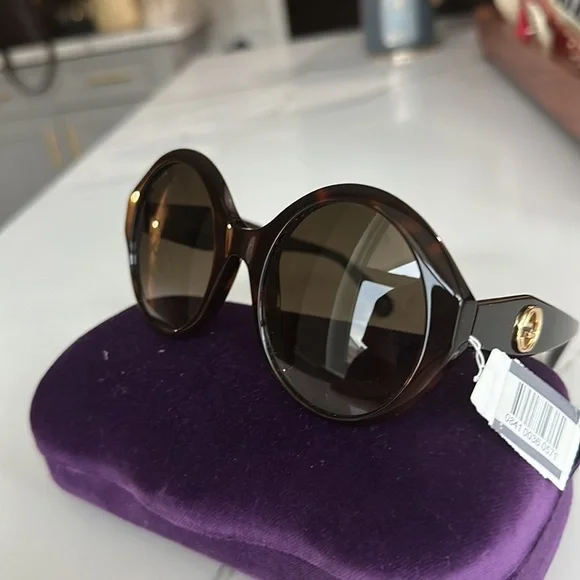 Gucci 
54mm Round Sunglasses - Picture 5 of 12